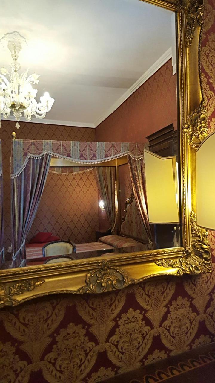 Casa Pisani Canal Guest house